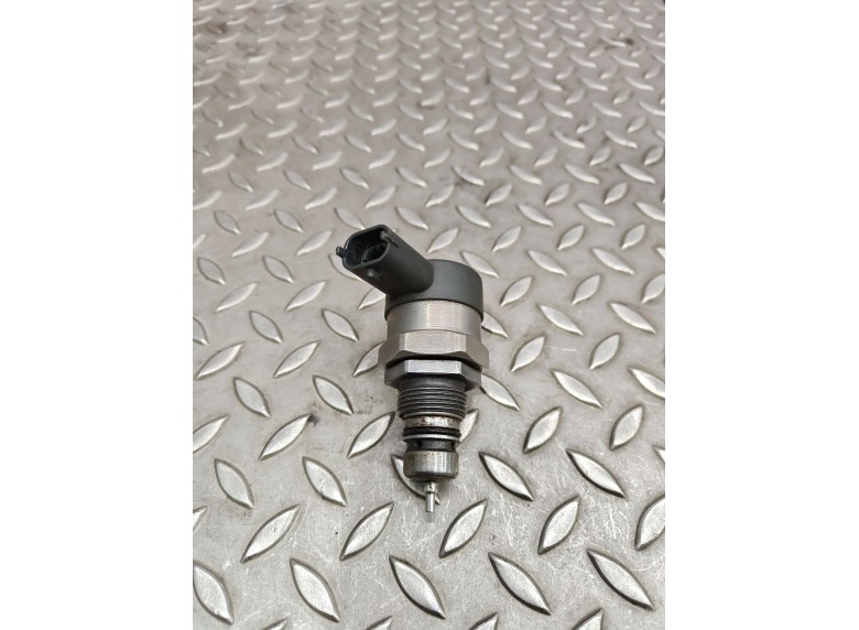 Регулятор давления топлива к Регулятор давления топлива к Peugeot 607 undefined г. 607