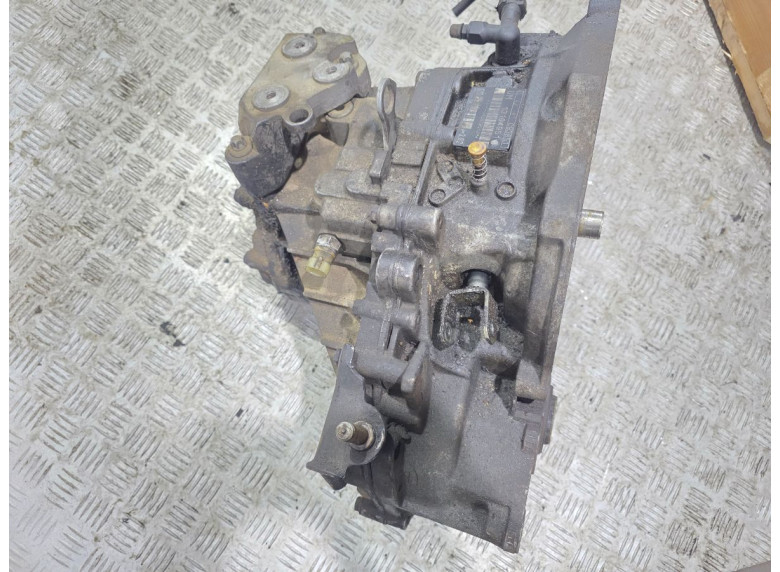 КПП механическая (МКПП) к Opel Zafira, 2003г.