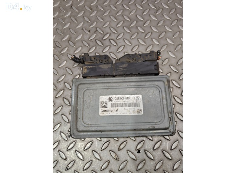 Блок управления двигателем к Skoda Fabia undefined г.