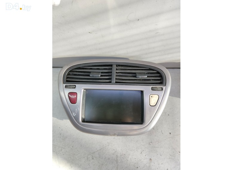 Рамка под магнитолу к Peugeot 607 undefined г.