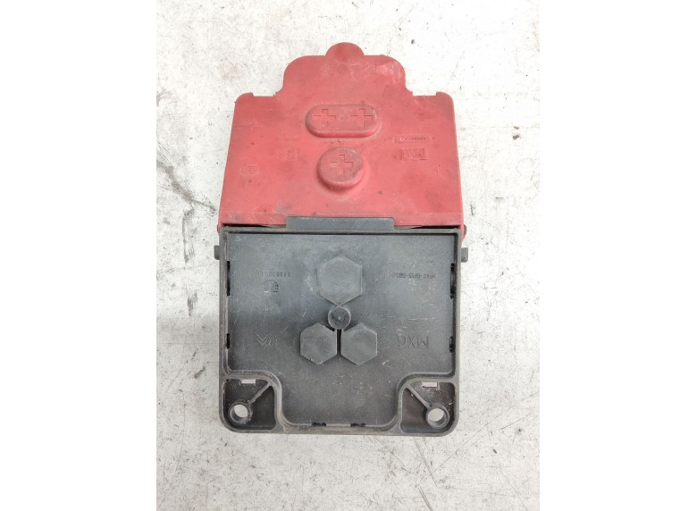 Клемма аккумулятора плюс к Клемма аккумулятора плюс к Peugeot 607 undefined г. 607