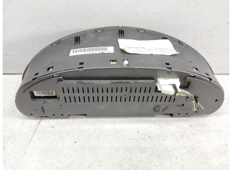 Щиток приборов (приборная панель) к Щиток приборов (приборная панель) к Peugeot 607 undefined г. 607