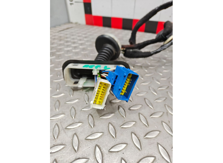 Проводка двери передней левой к Citroen C4, 2017г.