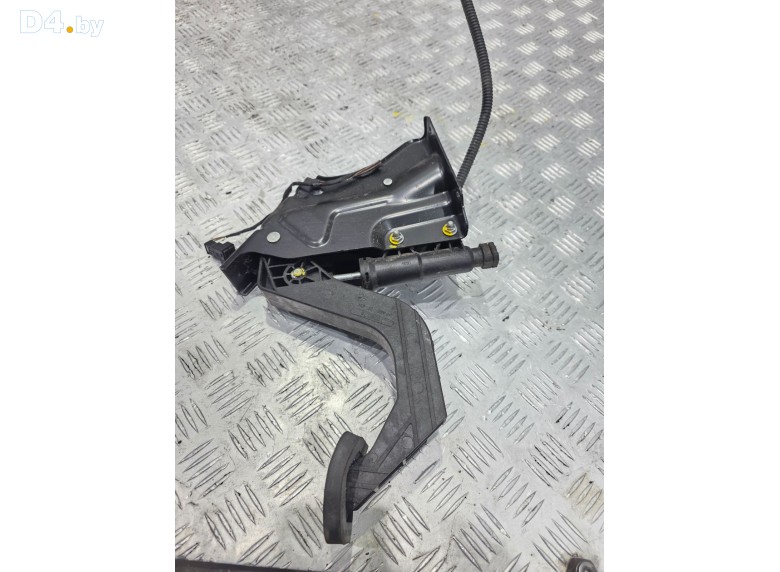 Педаль сцепления к Mercedes Sprinter undefined г.