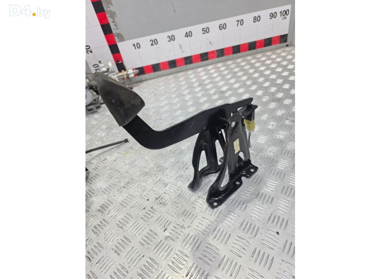 Педаль тормоза к Mercedes Sprinter undefined г.