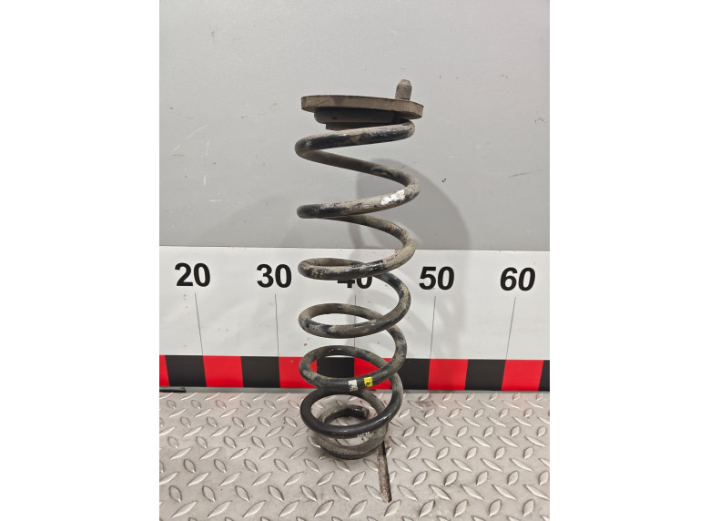 Пружина задняя к Volkswagen Golf, 2009г.