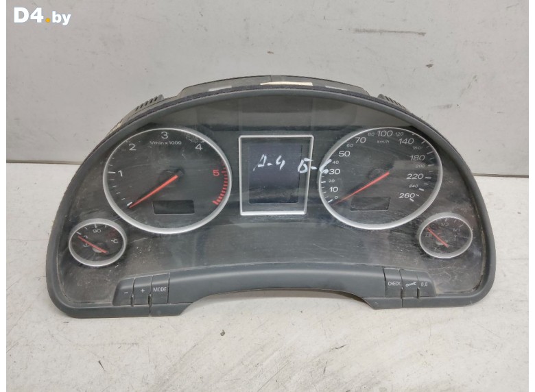 Щиток приборов (приборная панель) к Audi A4 undefined г.