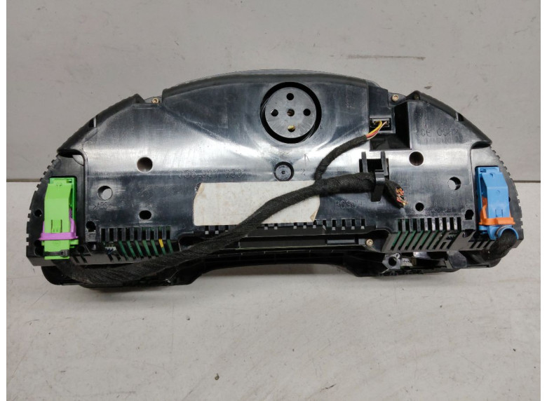 Щиток приборов (приборная панель) к Audi A4, 2005г.