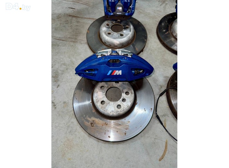 Комплект тормозов (диски и суппорта) к Комплект тормозов (диски и суппорта) к BMW 3G20/G21 undefined г. 4 G26