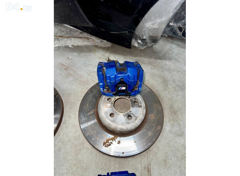 Комплект тормозов (диски и суппорта) к Комплект тормозов (диски и суппорта) к BMW 3G20/G21 undefined г. 4 G26