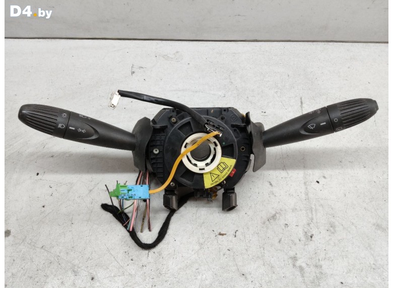 Переключатель подрулевой (стрекоза) к Fiat Punto undefined г.