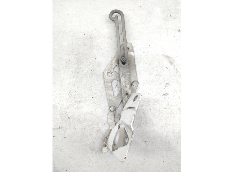 Петля капота правая к Volkswagen LT, 2003г.