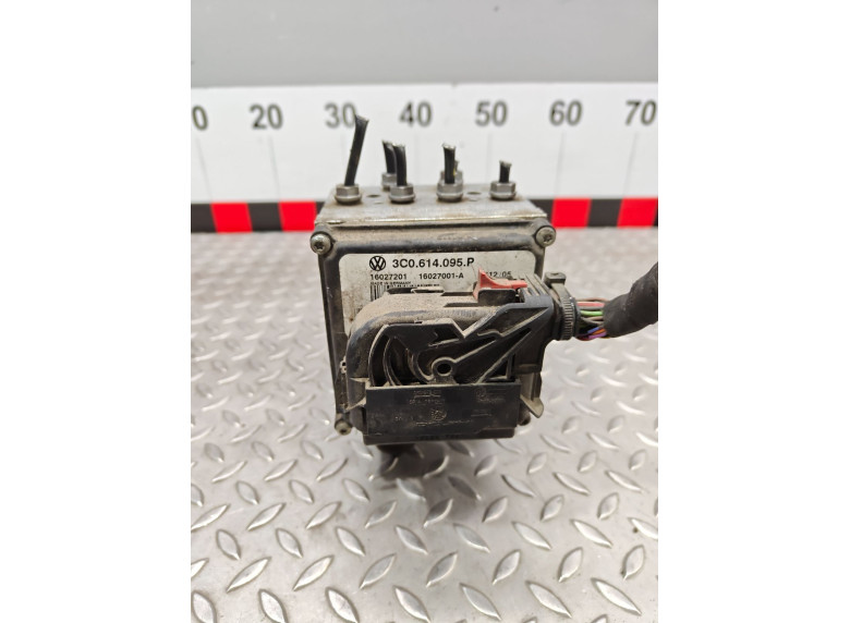 Блок ABS к Volkswagen Passat, 2006г.