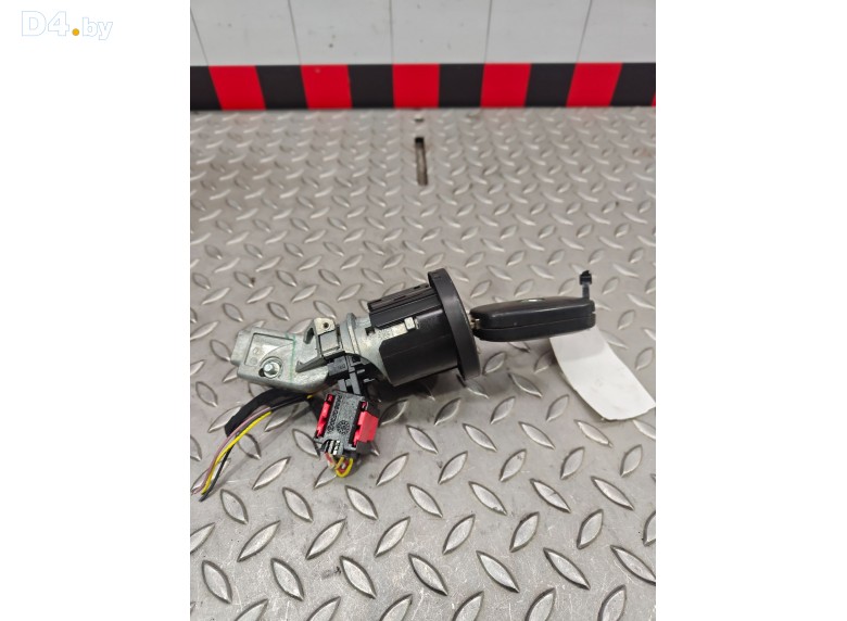 Замок зажигания к Renault Clio undefined г.