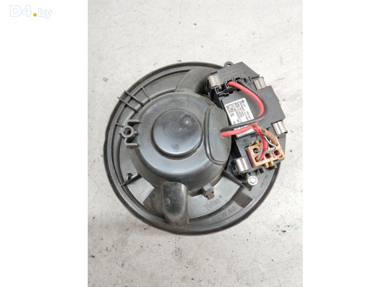 Моторчик печки к Volkswagen Golf undefined г.