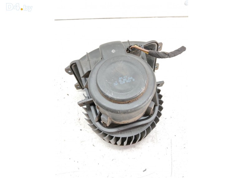 Моторчик печки к Volkswagen Transporter undefined г.