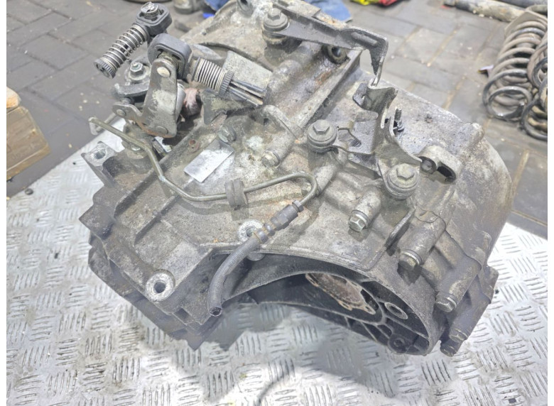 КПП механическая (МКПП) к Volkswagen Sharan, 2003г.