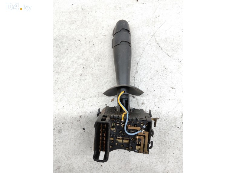 Переключатель поворотов к Renault Trafic undefined г.