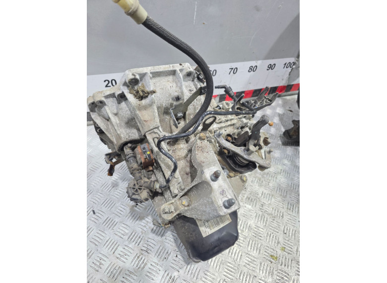 КПП механическая (МКПП) к Dacia Sandero, 2019г.