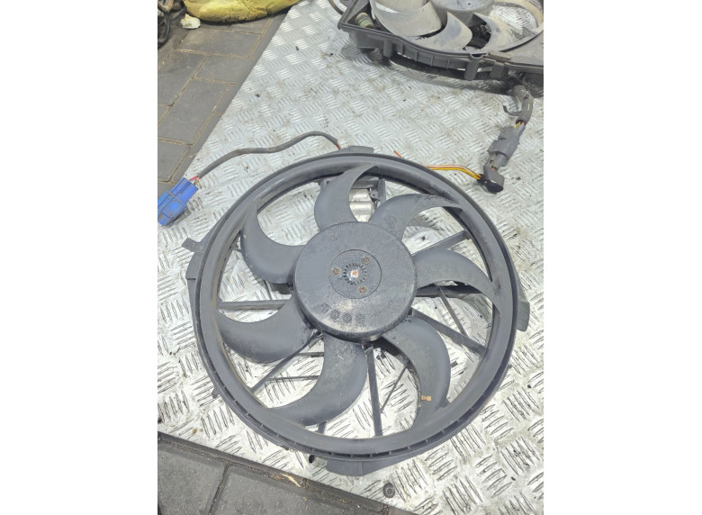 Вентилятор радиатора к Вентилятор радиатора к Mercedes BW245 undefined г. B W245