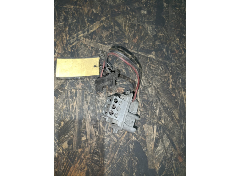 Сопротивление печки к Renault Megane, 2001г.