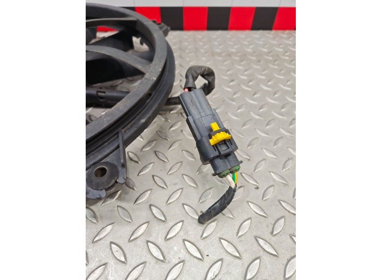 Вентилятор радиатора к Вентилятор радиатора к Peugeot 5008 undefined г. 5008