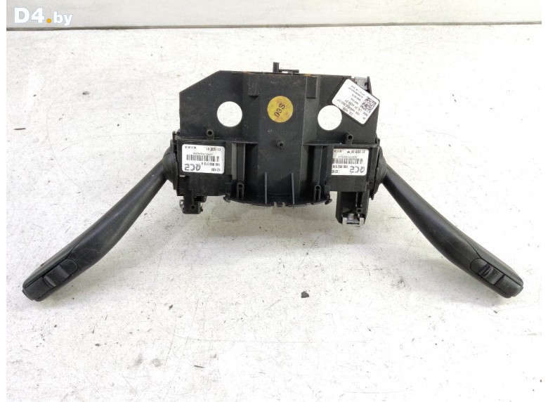 Переключатель подрулевой (стрекоза) к Volkswagen Golf undefined г.