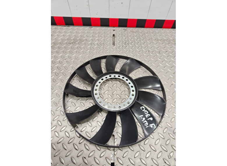 Крыльчатка вискомуфты к Volkswagen Passat, 2003г.