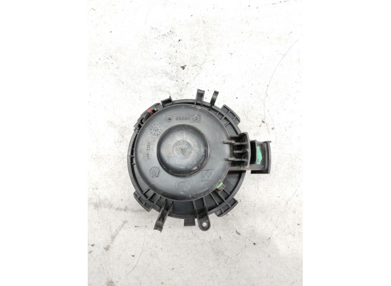 Моторчик печки к Renault Master