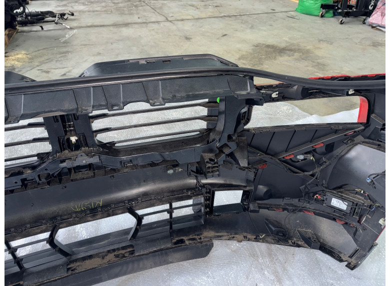 Бампер передний к Бампер передний к BMW XMG09 undefined г. XM G09