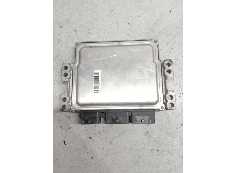 Блок управления двигателем к Блок управления двигателем к Renault Sandero undefined г. Sandero