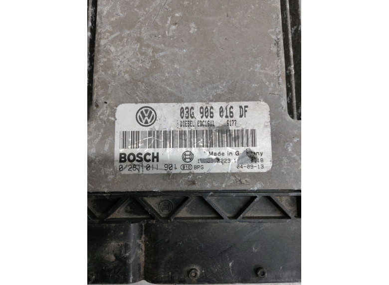 Блок управления двигателем к Volkswagen Golf, 2004г.