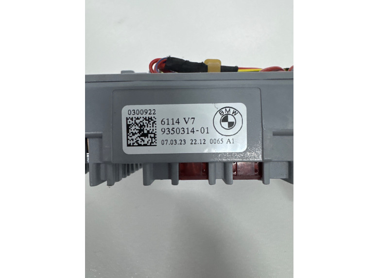 Блок предохранителей к Блок предохранителей к BMW XMG09 undefined г. XM G09