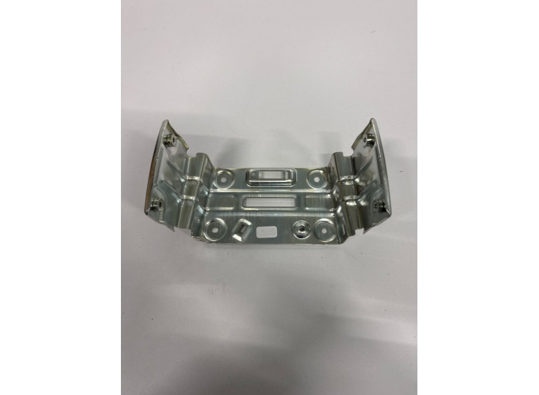 Кронштейн к BMW XM G09, 2024г.
