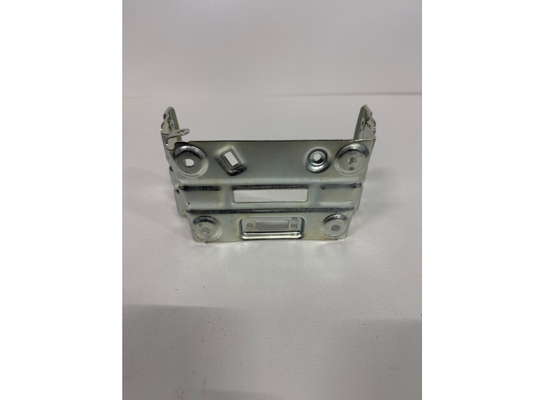 Кронштейн к BMW XM G09, 2024г.