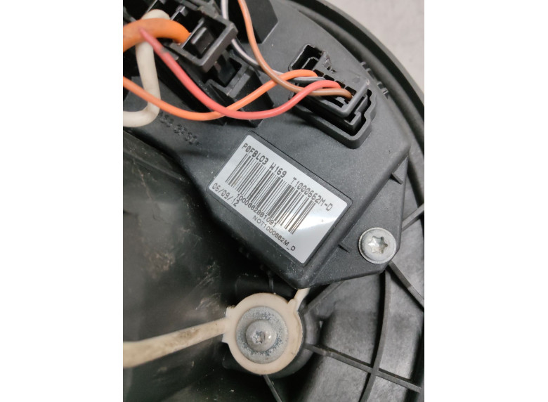 Моторчик печки к Моторчик печки к Mercedes BW245 undefined г. B W245