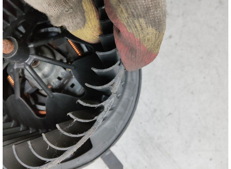 Моторчик печки к Моторчик печки к Mercedes BW245 undefined г. B W245