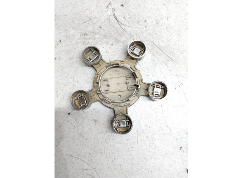 Колпачок литого диска к Audi A4, 2008г.