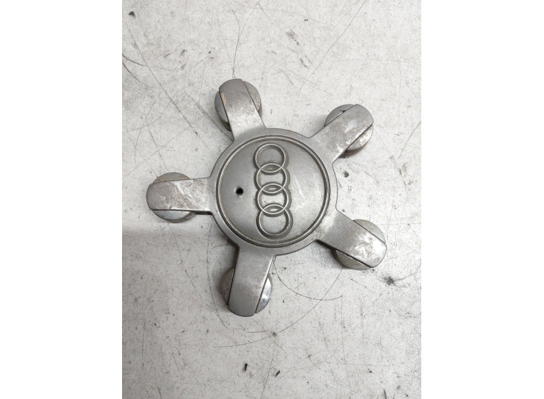 Колпачок литого диска к Audi A4, 2008г.