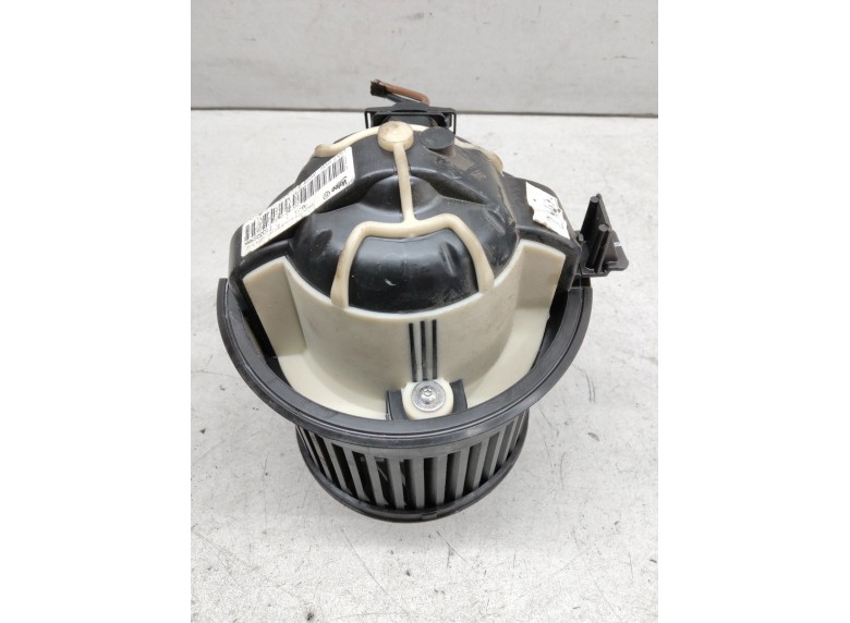 Моторчик печки к Моторчик печки к Peugeot 308 undefined г. C3 Picasso