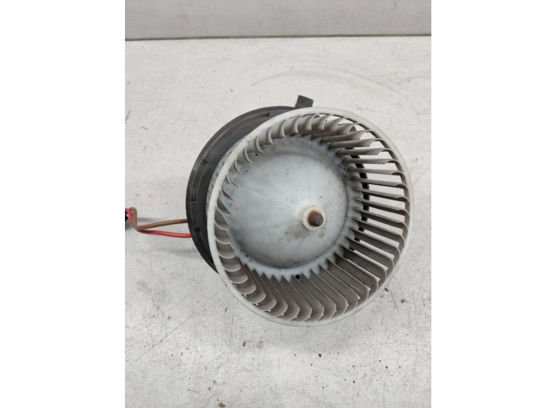 Моторчик печки к Моторчик печки к Mercedes CW204 undefined г. C W204