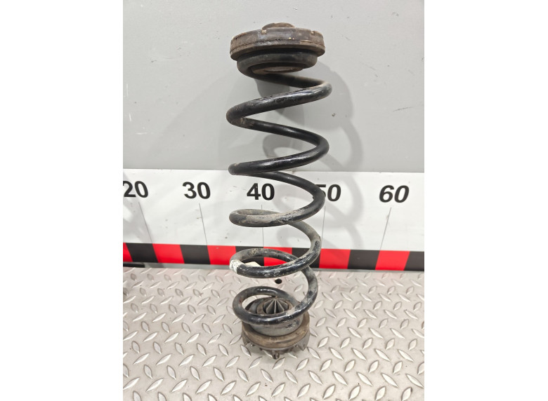 Пружина задняя к Audi A4, 2020г.