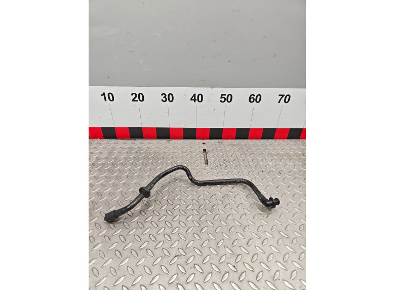 Трубка вакуумного насоса к Audi A3, 2006г.