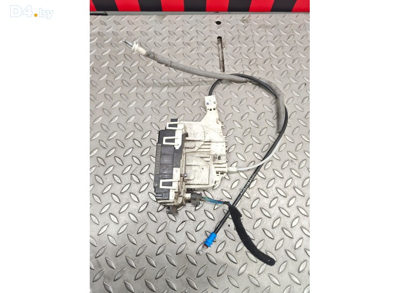 Замок двери передней левой к Mercedes Sprinter undefined г.