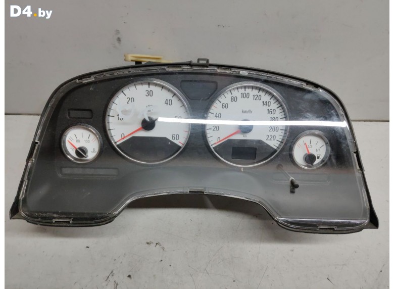 Щиток приборов (приборная панель) к Opel Zafira undefined г.