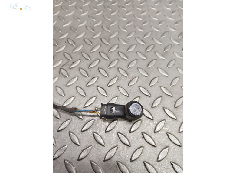 Датчик парктроника к Volkswagen Golf undefined г.