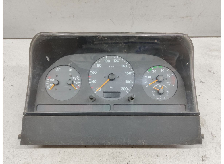 Щиток приборов (приборная панель) к Volkswagen LT, 2001г.