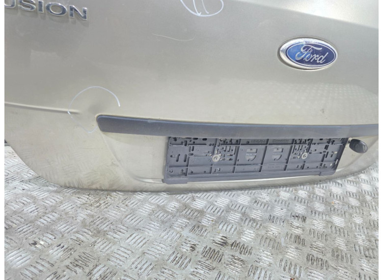 Крышка багажника (дверь 3-5) к Ford Fusion, 2003г.