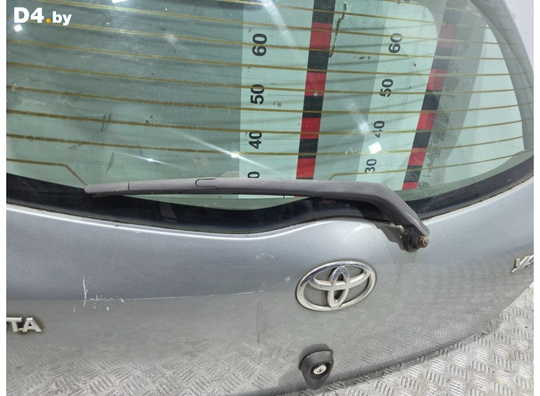 Щеткодержатель задний к Toyota Yaris undefined г.
