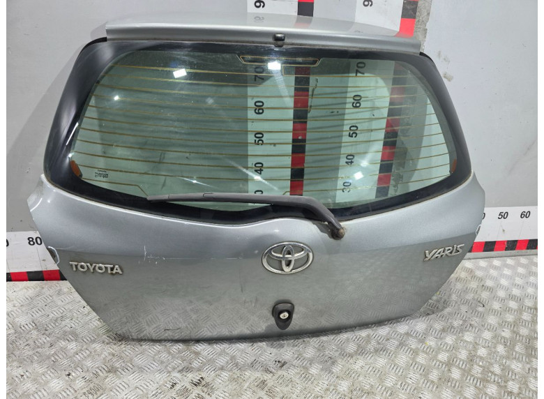 Моторчик заднего стеклоочистителя (дворника) к Toyota Yaris, 2007г.